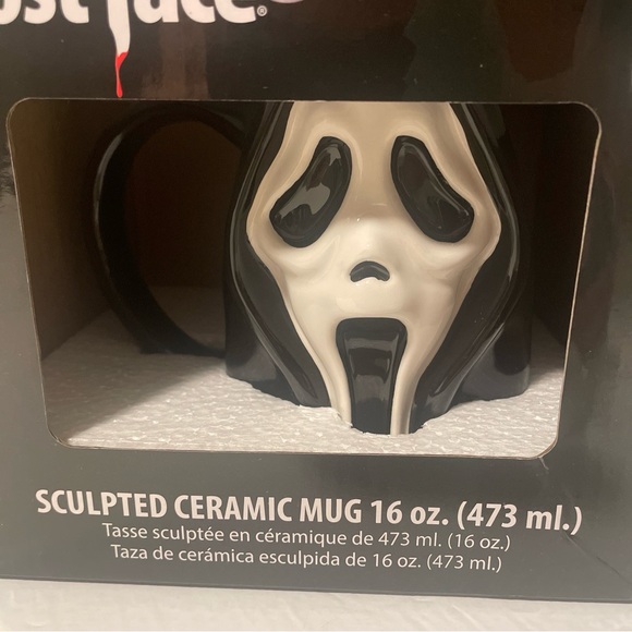 Scream Ghost Face 16 Oz Sculpted Ceramic Mug Bioworld Horror New - Picture 2 of 4
